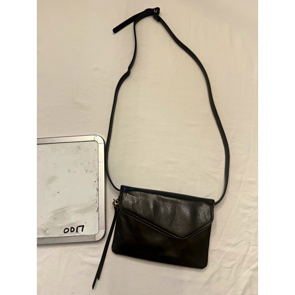Hobo Women’s Black Small Crossbody Bag Zip Closure Lined Silver Hardware Strap